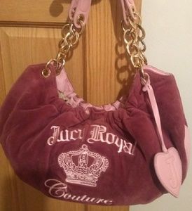 Juicy Couture puturse